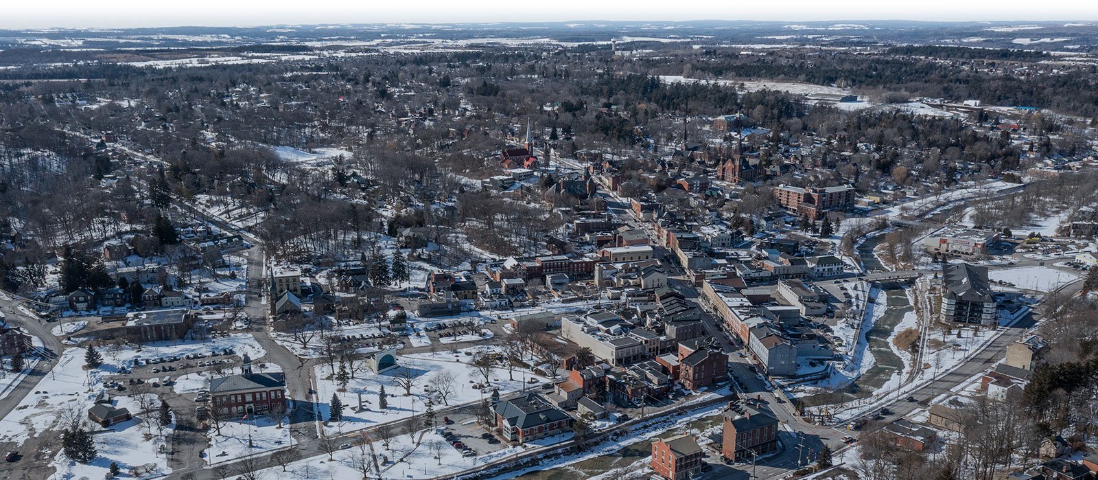 Aerial photo of Port Hope in the winter